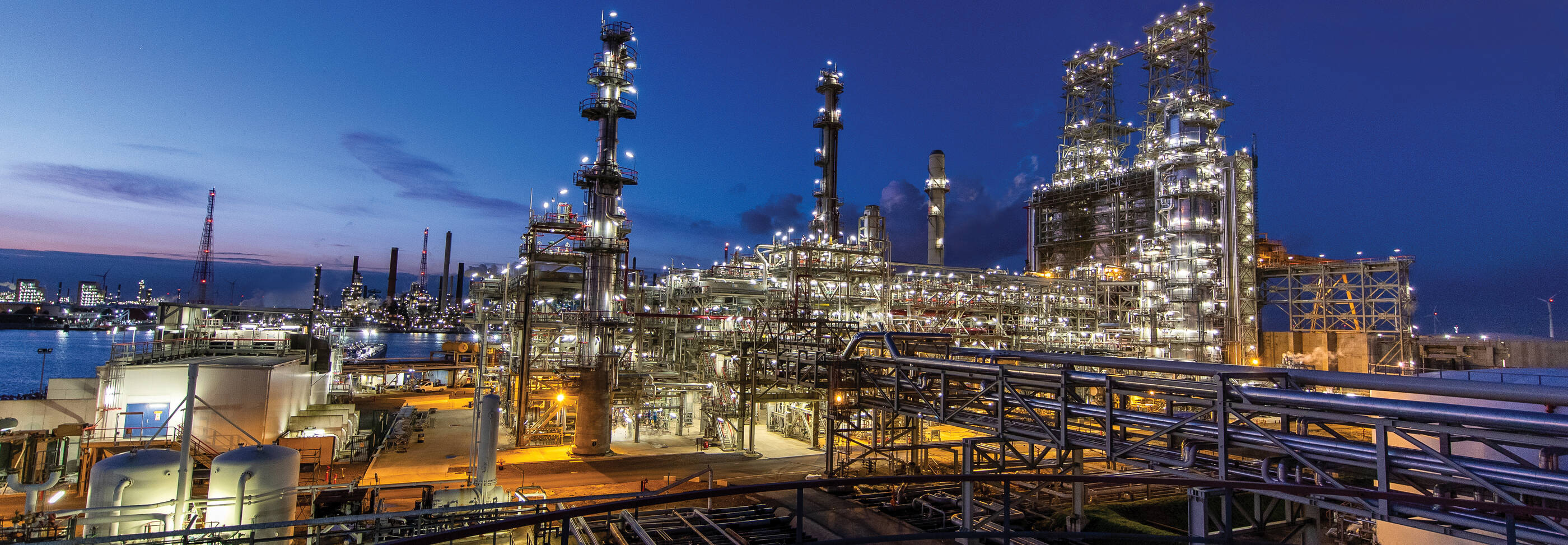 https://corporate.exxonmobil.com/-/media/digizuite-media-library/2025/08/27/12/52/2480501.jpg?centercrop=1&usecustomfunctions=1